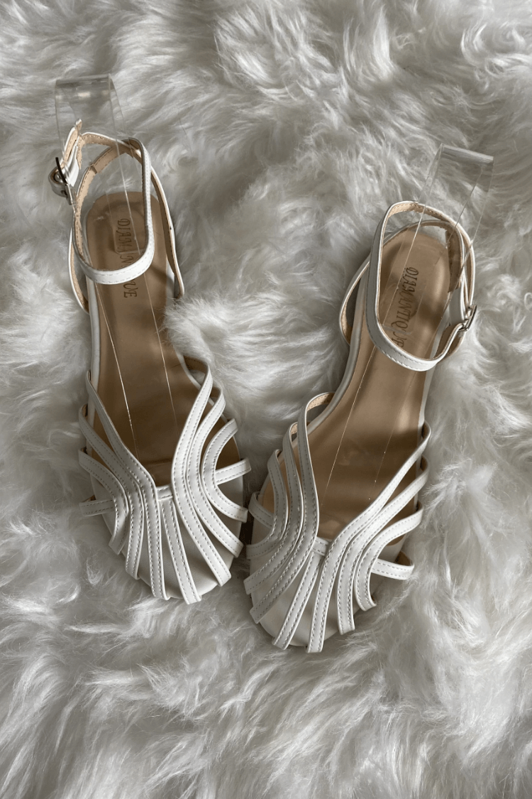 Victoria — Sandalias Joya Doradas
