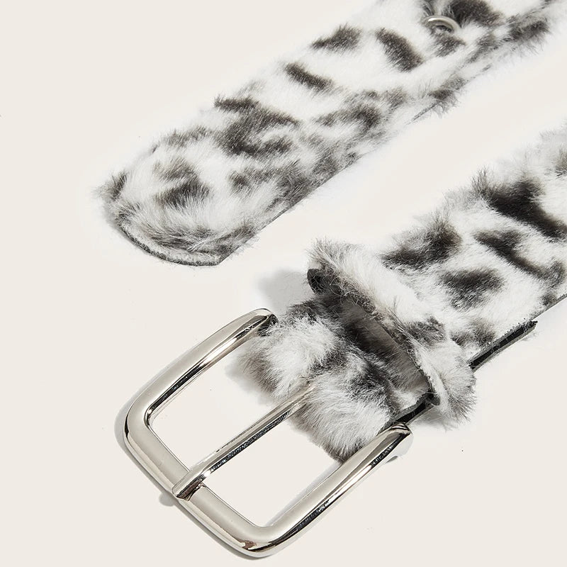 Miu — Cinturón de leopardo