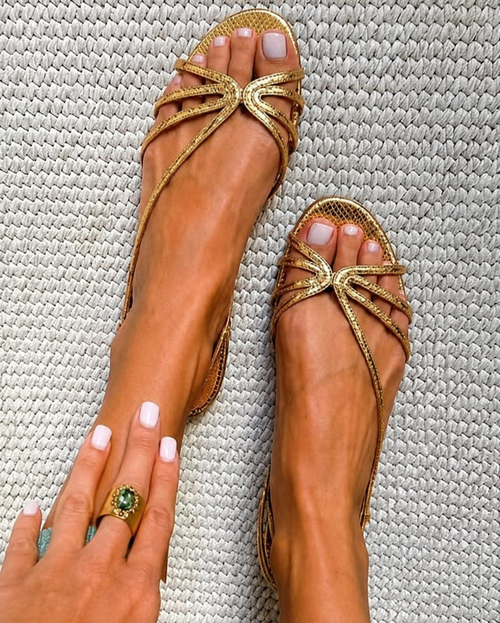 Ginebra — Sandalias Doradas Elegantes