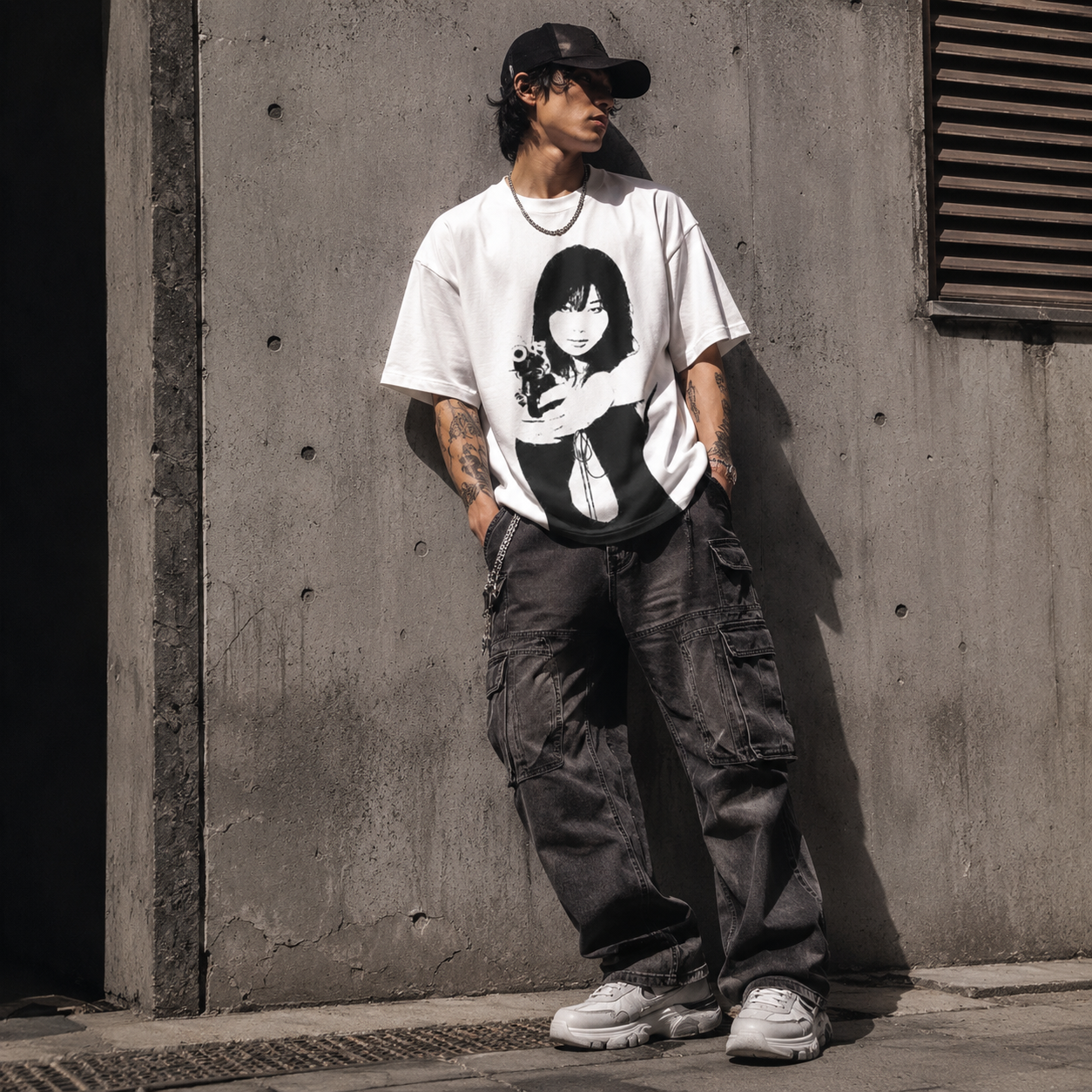 Reyna — Camiseta Oversize Gráfica