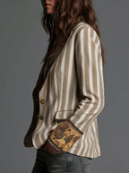 Sara — Blazer Bohemio a Rayas con Cuello Estampado