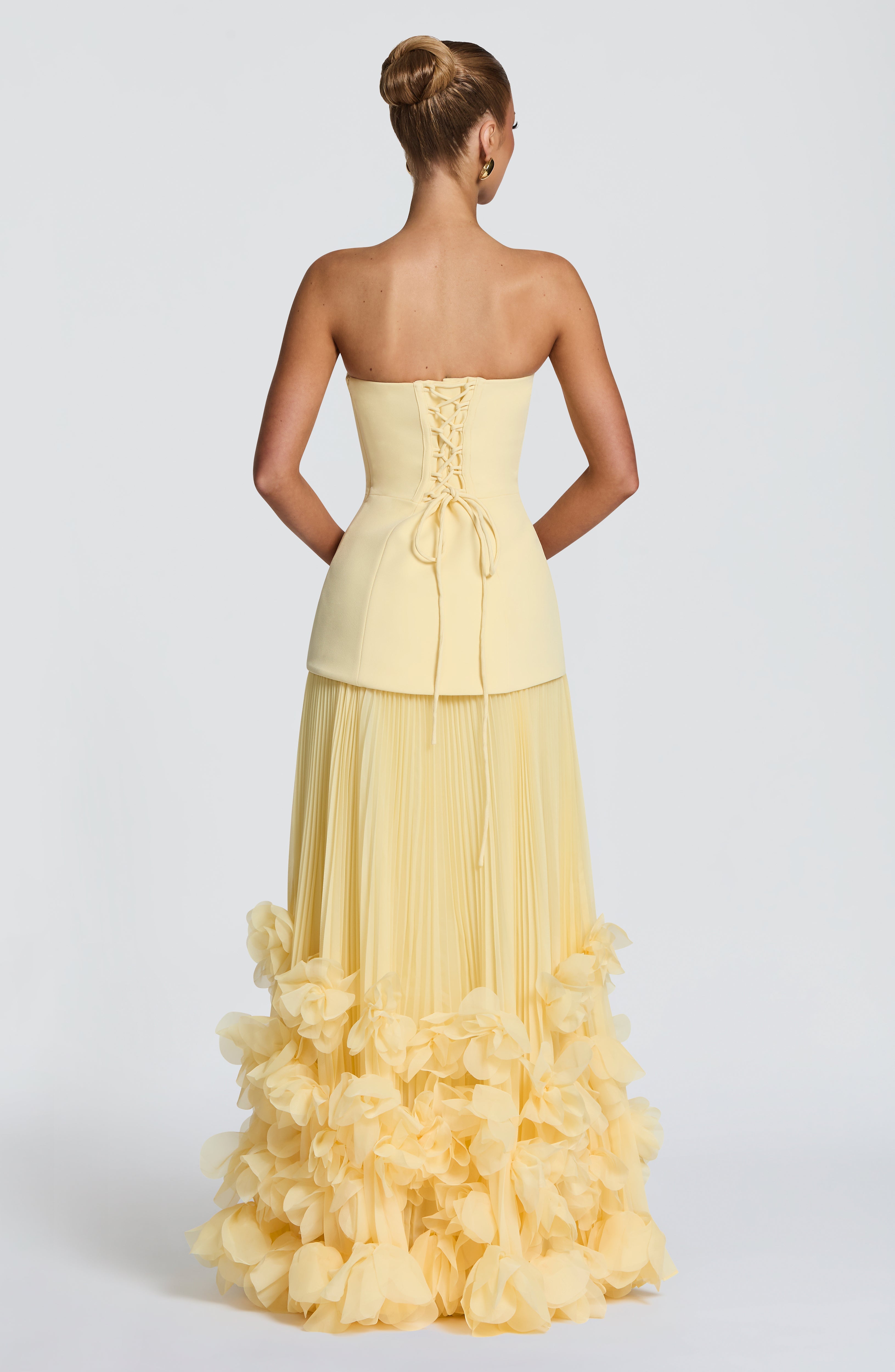 Seraphina — Vestido Largo con Corsé