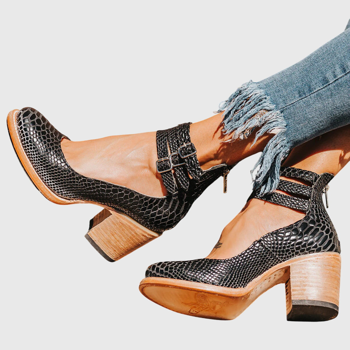 Naomi - Sandalias elegantes y cómodas
