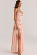Larissa — Vestido Maxi con Pedrería Cosida a Mano