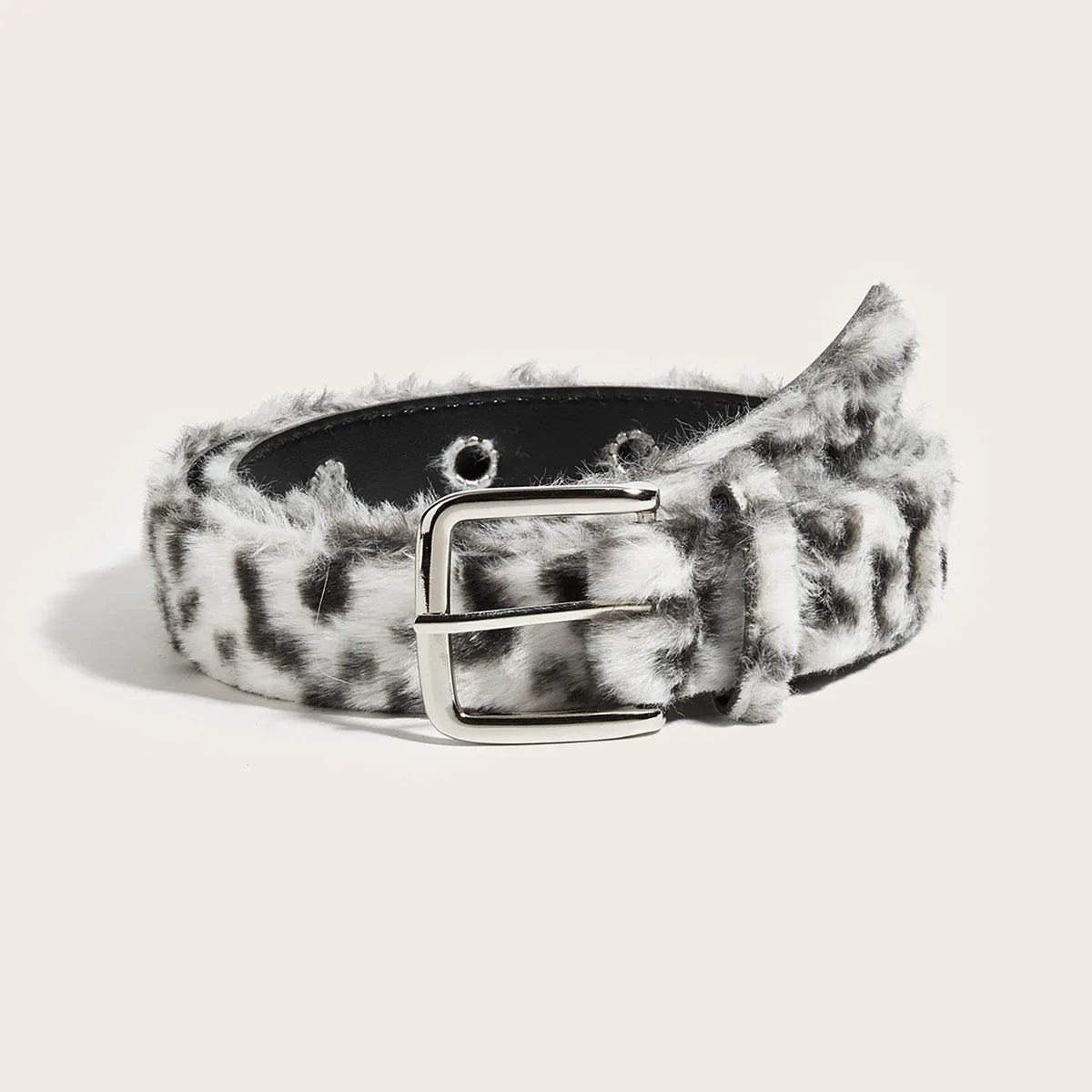 Miu — Cinturón de leopardo